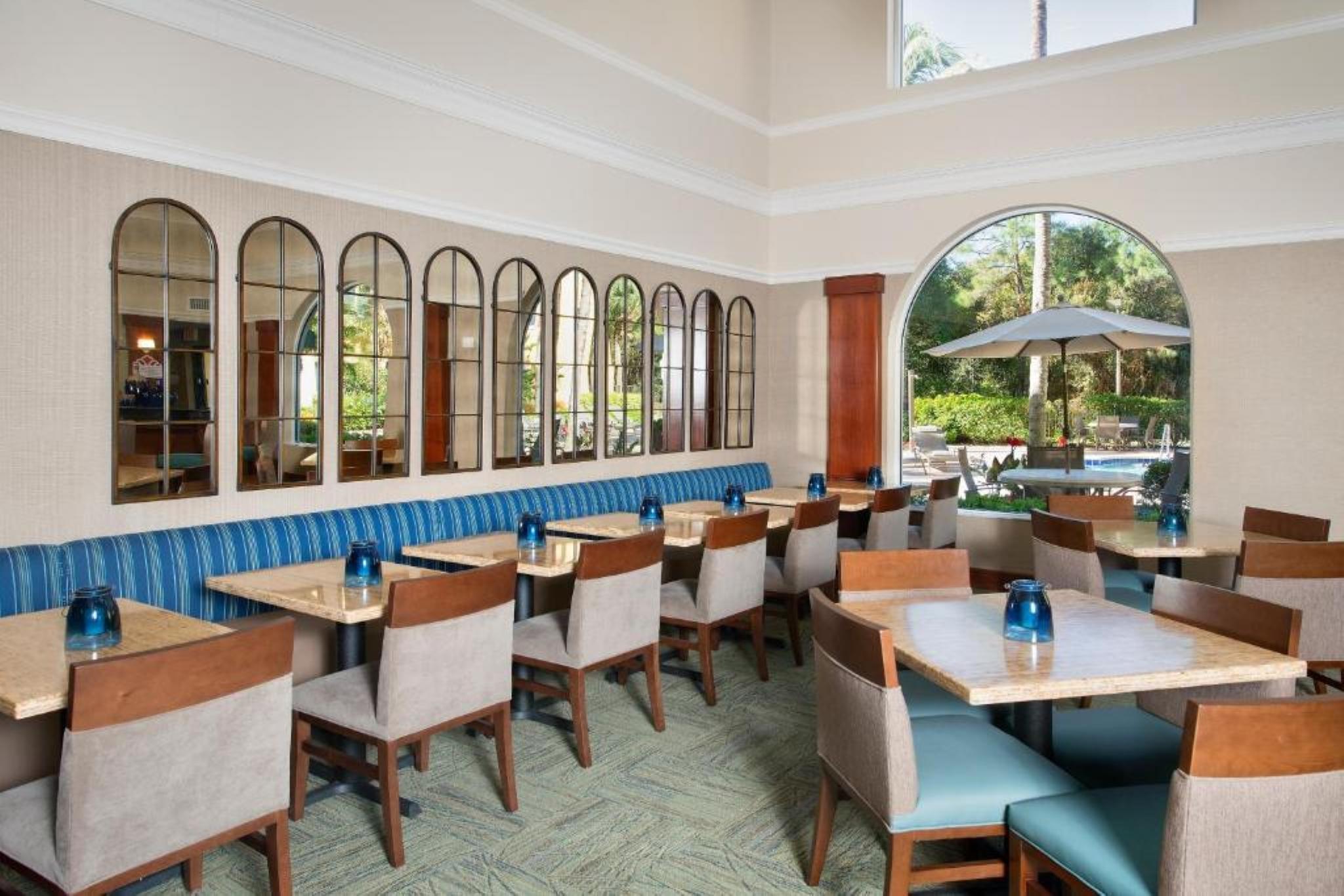 Hawthorn Extended Stay By Wyndham North Naples Eksteriør billede