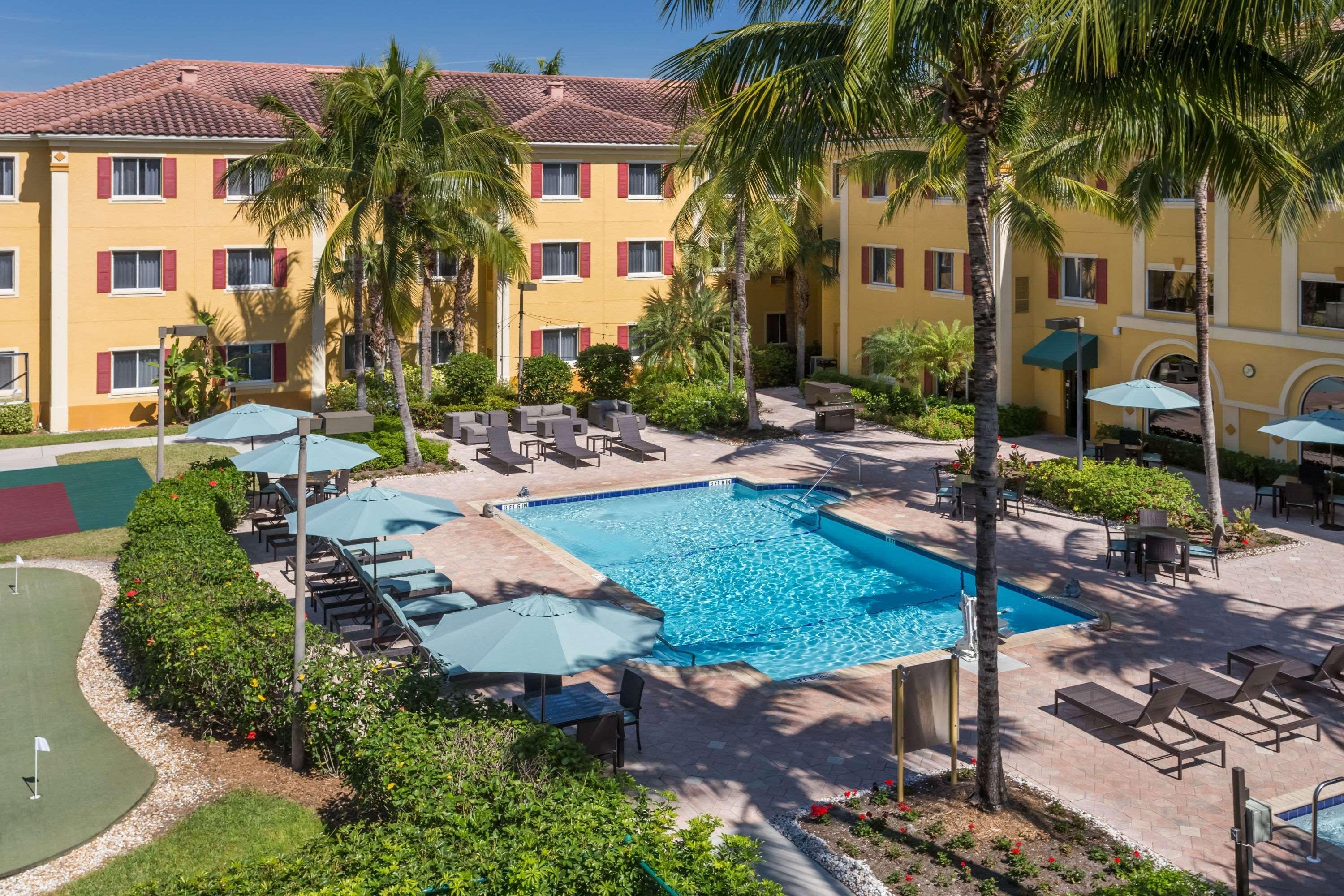 Hawthorn Extended Stay By Wyndham North Naples Eksteriør billede