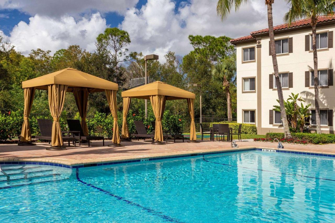 Hawthorn Extended Stay By Wyndham North Naples Eksteriør billede