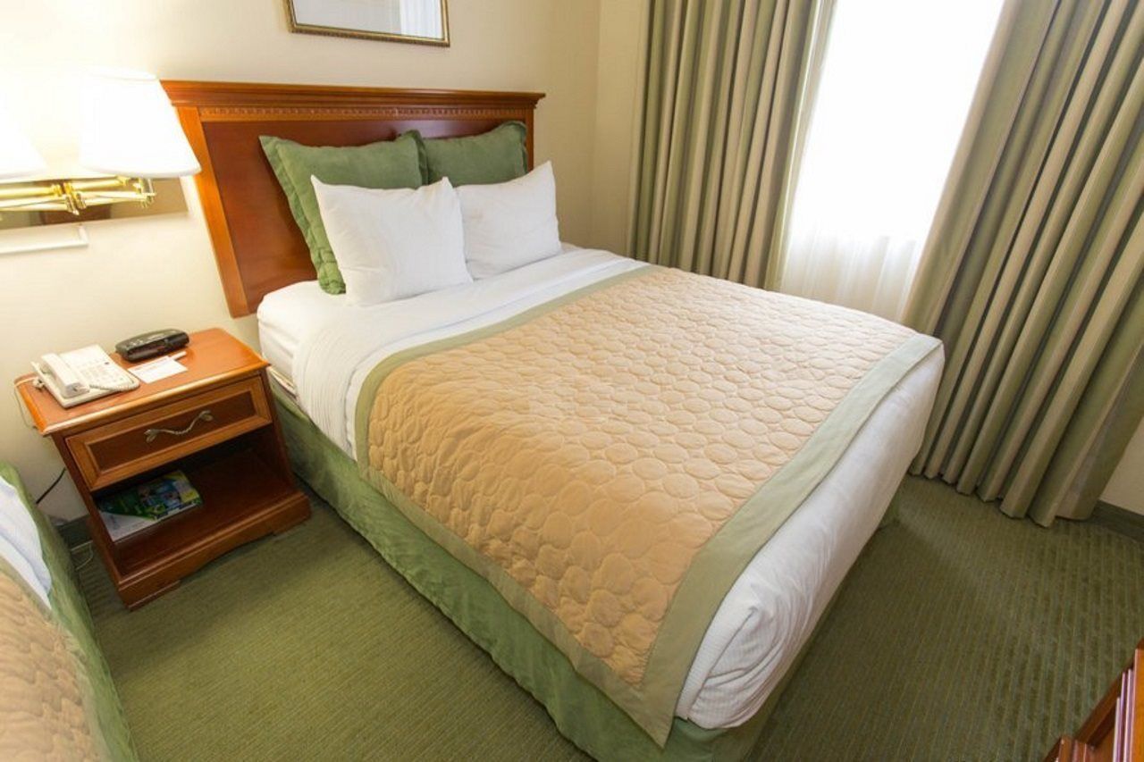 Hawthorn Extended Stay By Wyndham North Naples Eksteriør billede